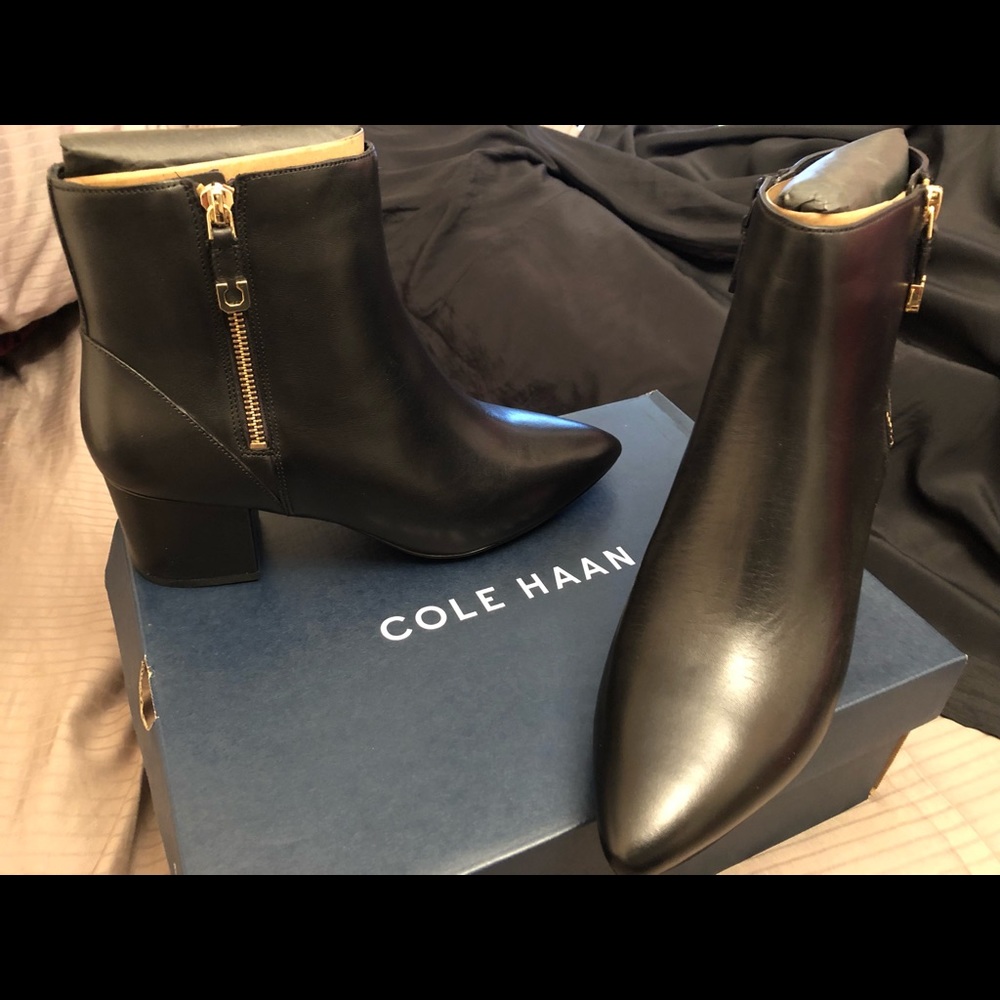 New with Box Cole Haan leather Boots 39.5 giftable